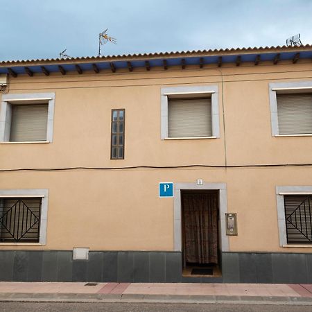 Pension Discoves Pinseque Exteriör bild